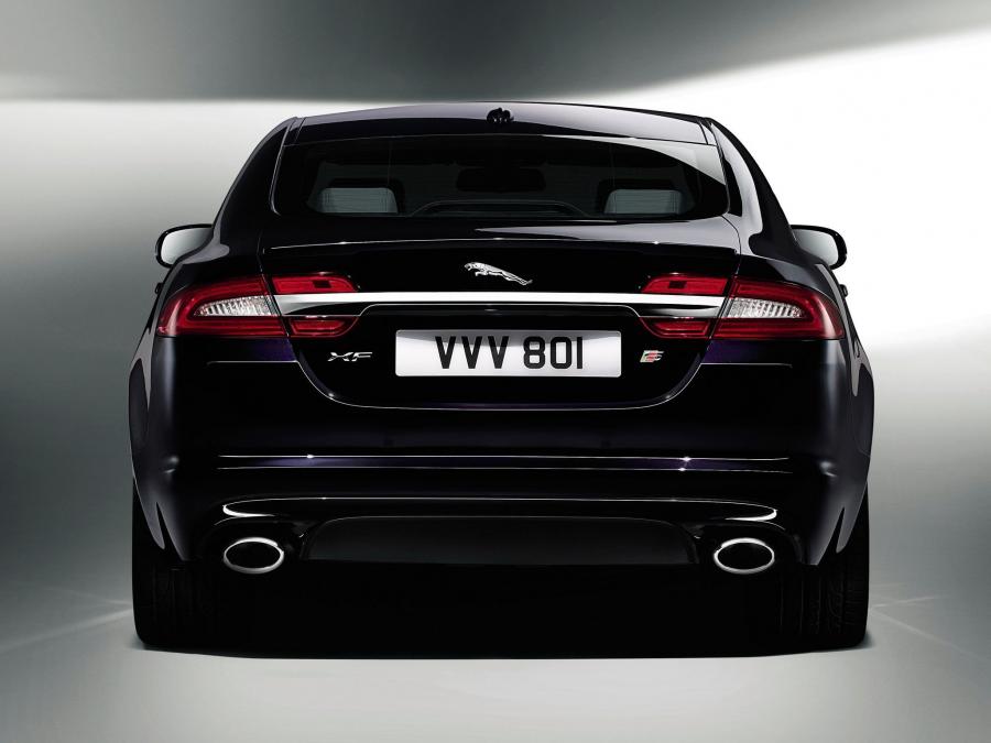  Jaguar XF Diesel S 2011 года  (фото 2 из 3)